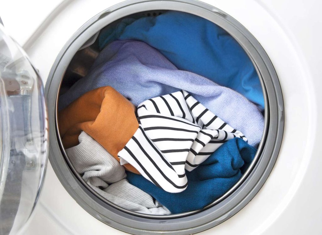 front vs top loading washing machine GettyImages 1432642646 d095c7ba34d94ab5998b6404b0ca2ab3